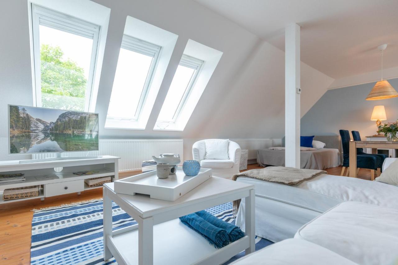 Kuestenwind Husum  Buitenkant foto